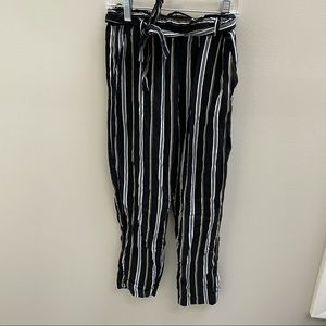 H&M Paper Bag pants -girls